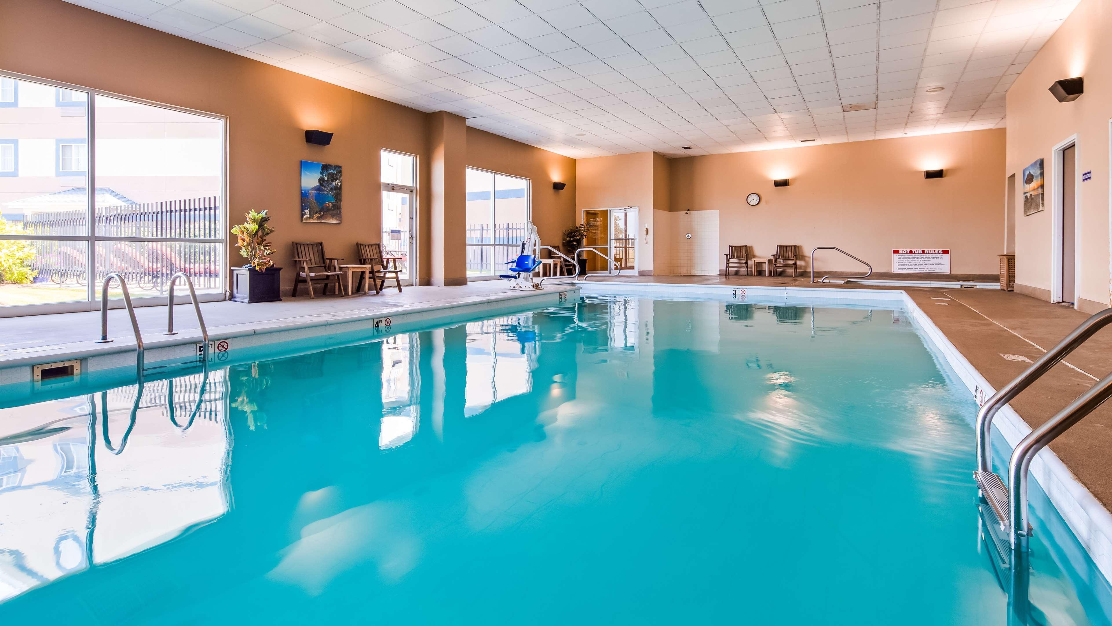 Best Western Plus Brandywine Inn & Suites Monticello Bagian luar foto