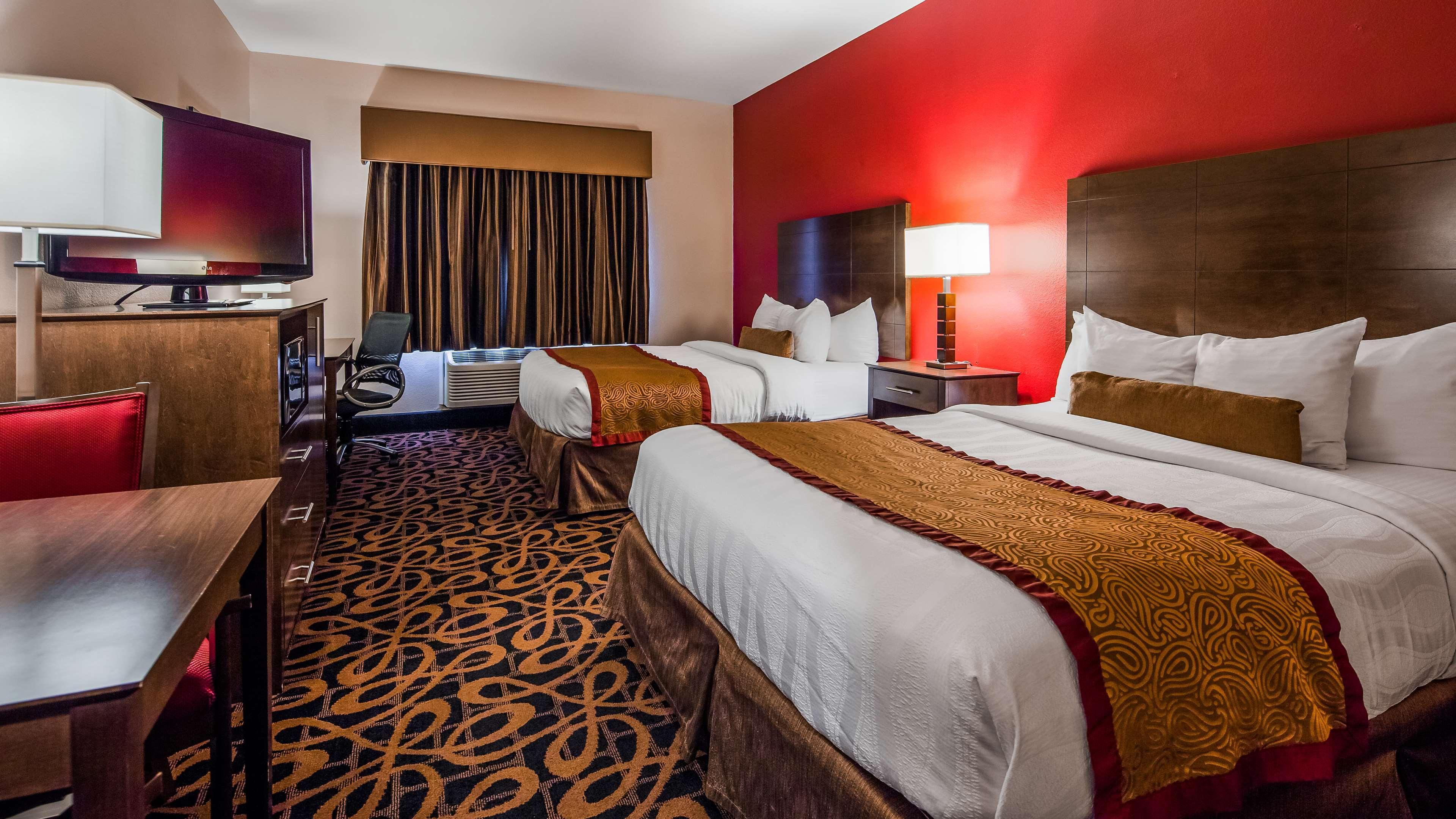 Best Western Plus Brandywine Inn & Suites Monticello Bagian luar foto