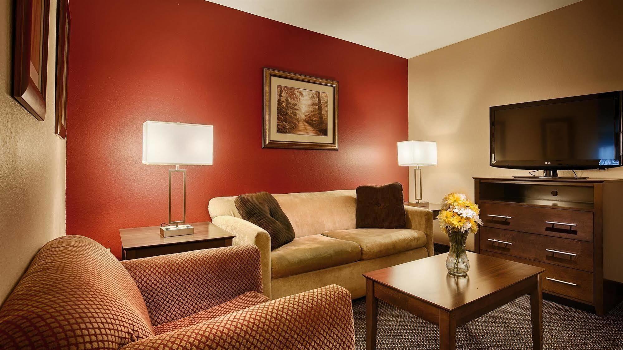 Best Western Plus Brandywine Inn & Suites Monticello Bagian luar foto