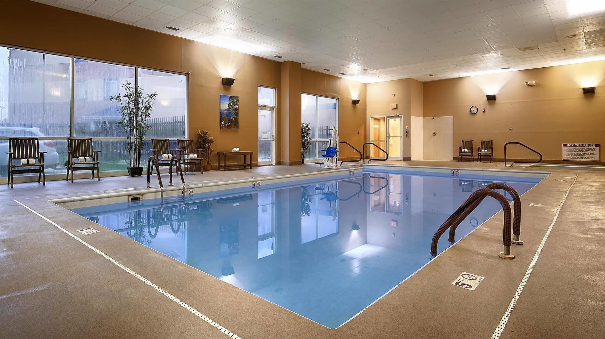 Best Western Plus Brandywine Inn & Suites Monticello Bagian luar foto